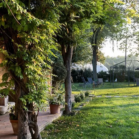 Mil Estrelles Lodge Cornellá de Terri