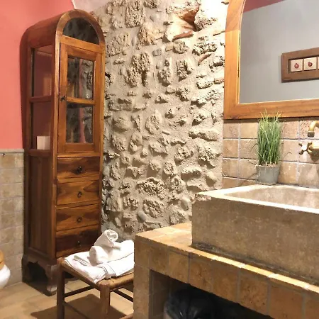 Lodge Masia Cerca Del Lago De Banyoles *