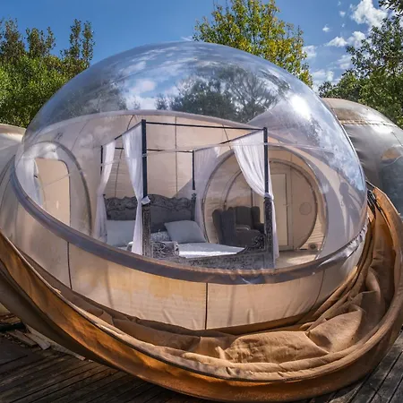 Masia Cerca Del Lago De Banyoles * Cornella de Terri